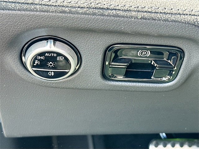 Used 2023 Mercedes-Benz EQE AMG 4MATIC Sedan w/ Pinnacle Trim Package image 10