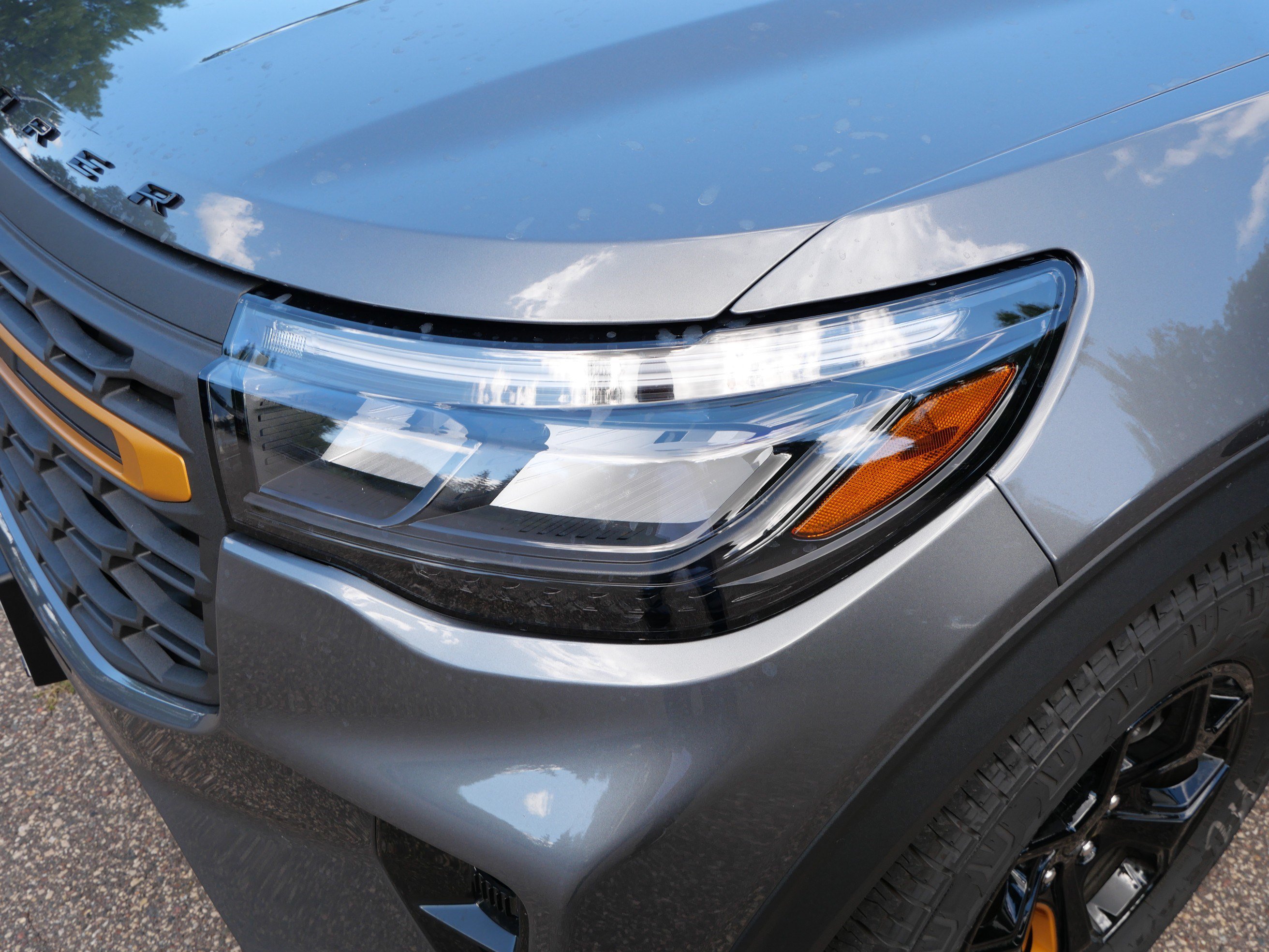 Used 2026 Ford Explorer Tremor w/ Tremor Ultimate Package AWD/4WD image 16