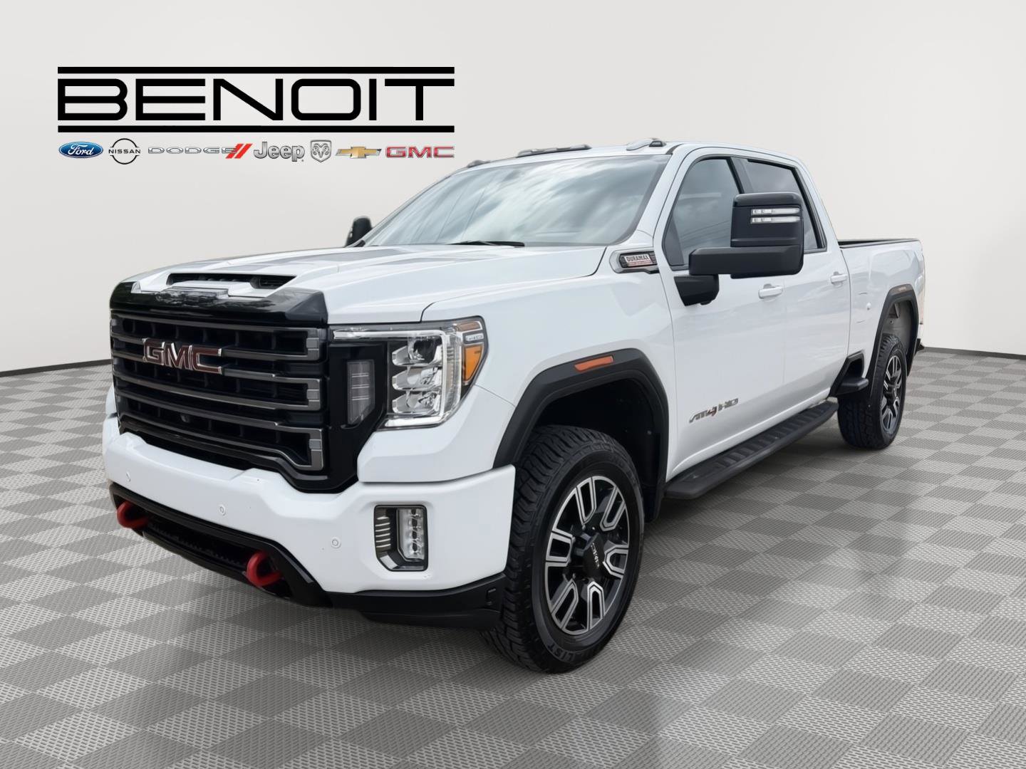 Used 2022 GMC Sierra 2500 AT4 w/ AT4 Premium Plus Package AWD/4WD image 2