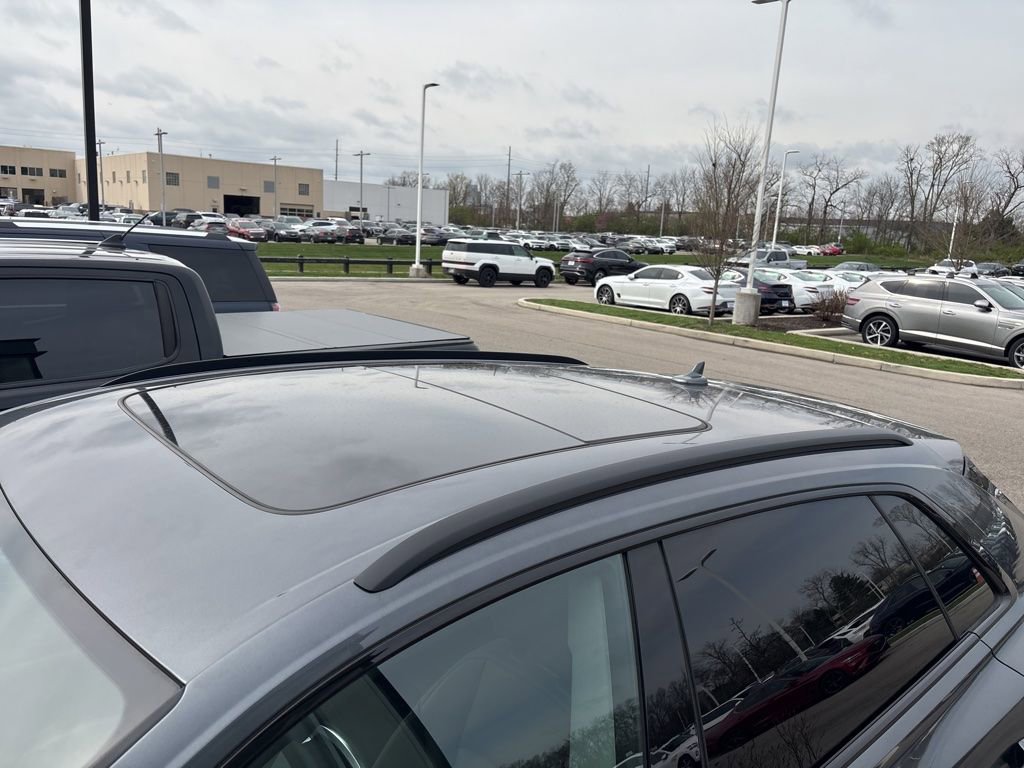 Used 2019 Audi Q8 Prestige image 14