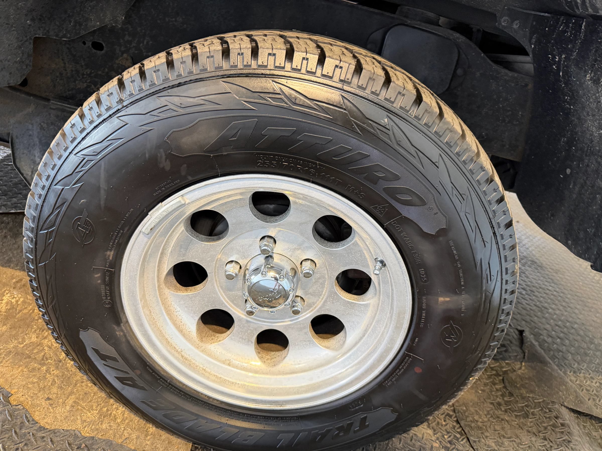 Used 2000 Ford Expedition XLT AWD/4WD image 34