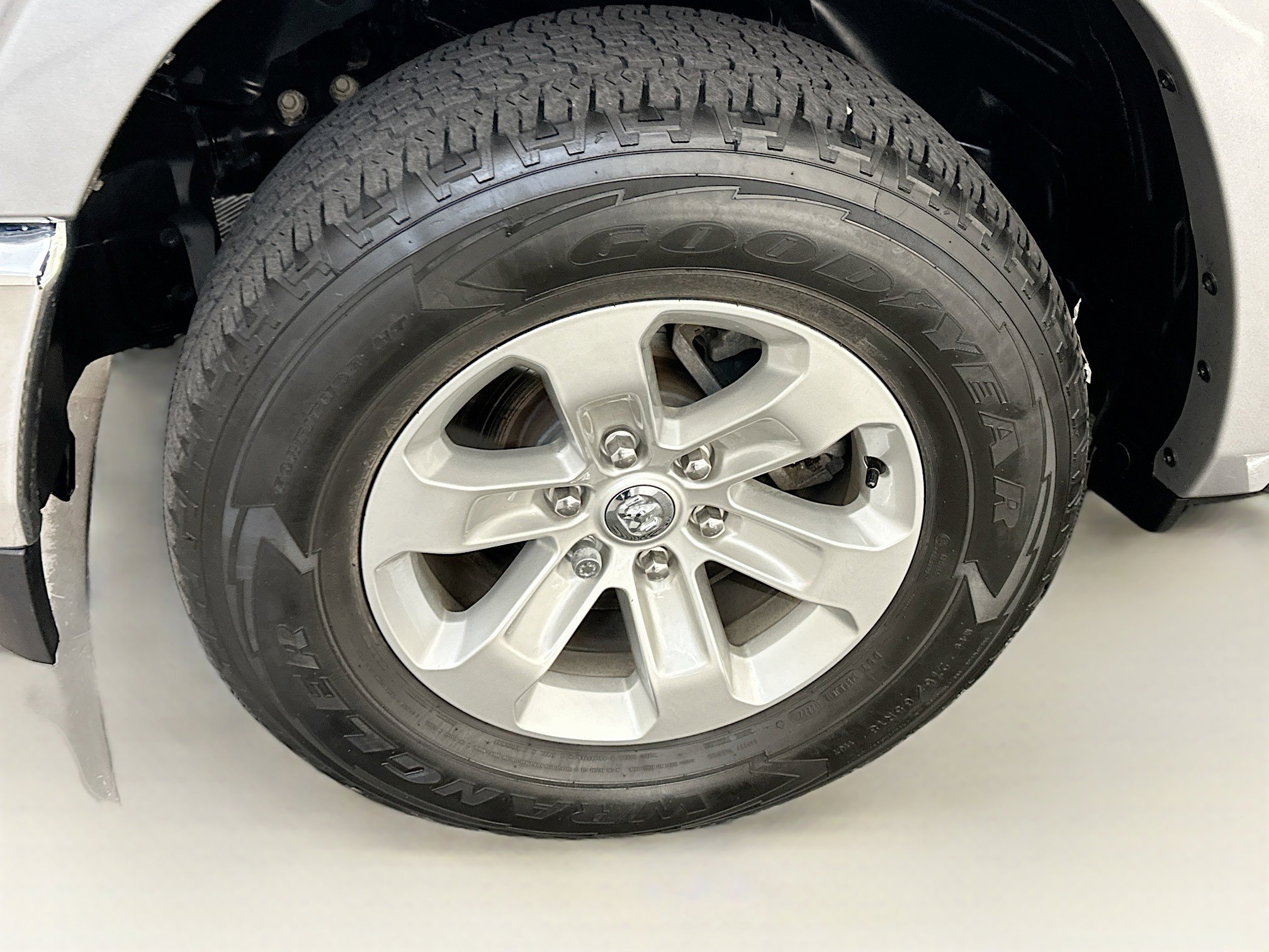 Used 2022 RAM 1500 Laramie image 11