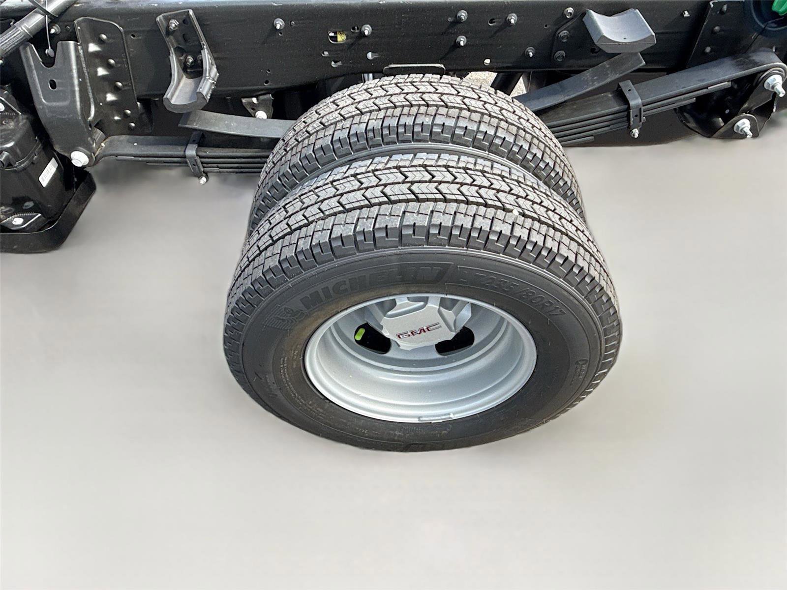 New 2026 GMC Sierra 3500 Pro w/ Convenience Package image 29