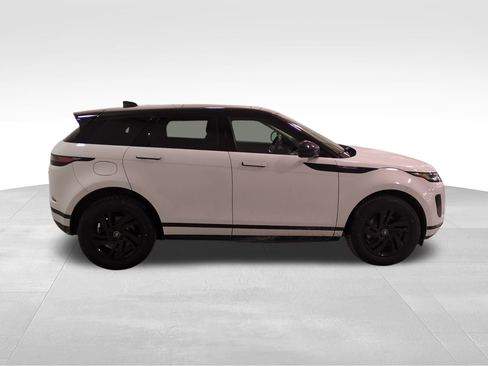 Used 2023 Land Rover Range Rover Evoque S image 3
