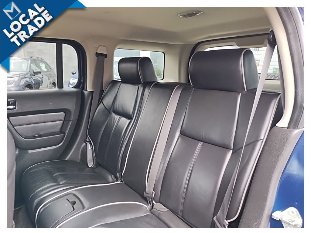 Used 2008 HUMMER H3 Luxury image 40