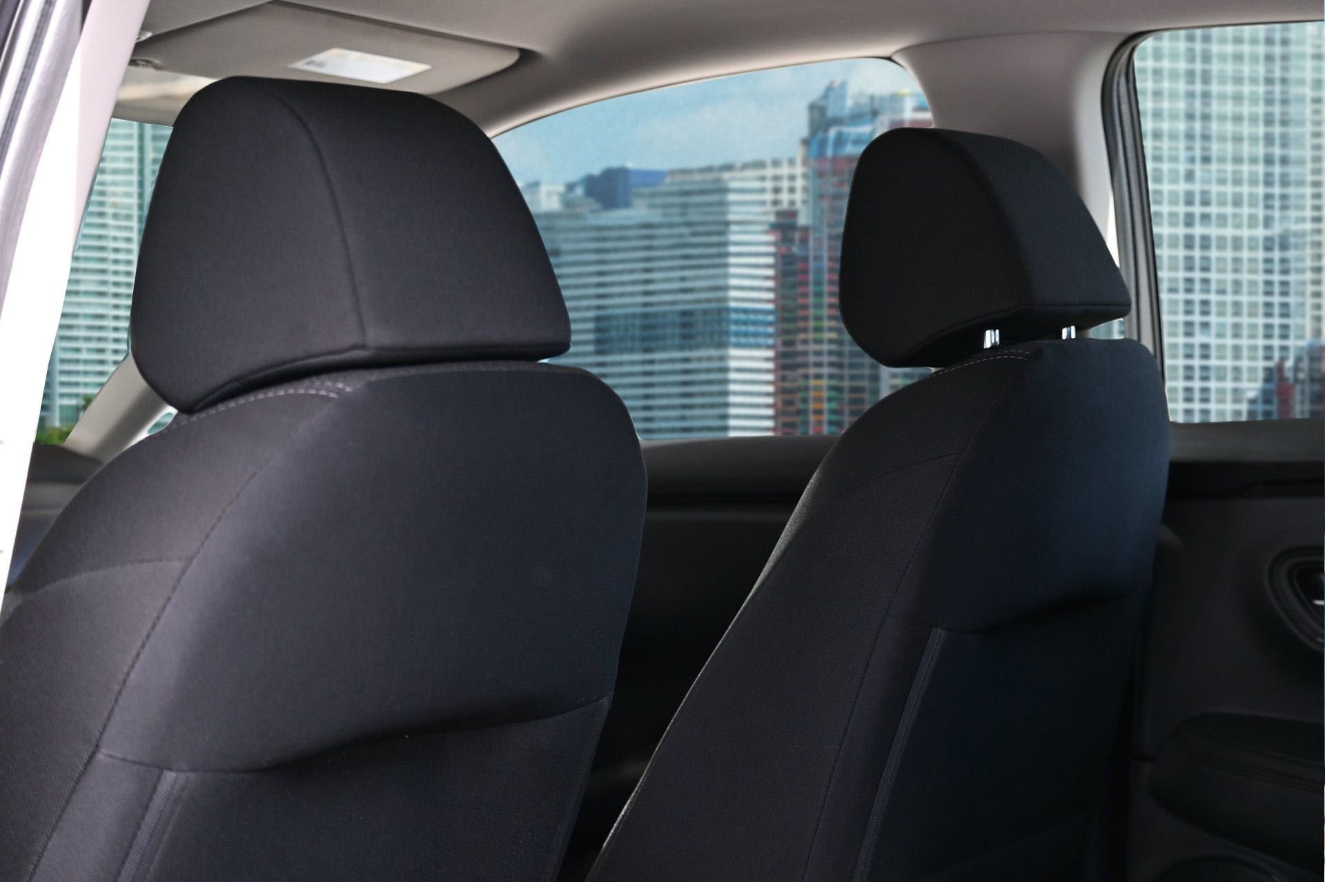 New 2026 Honda HR-V LX image 17