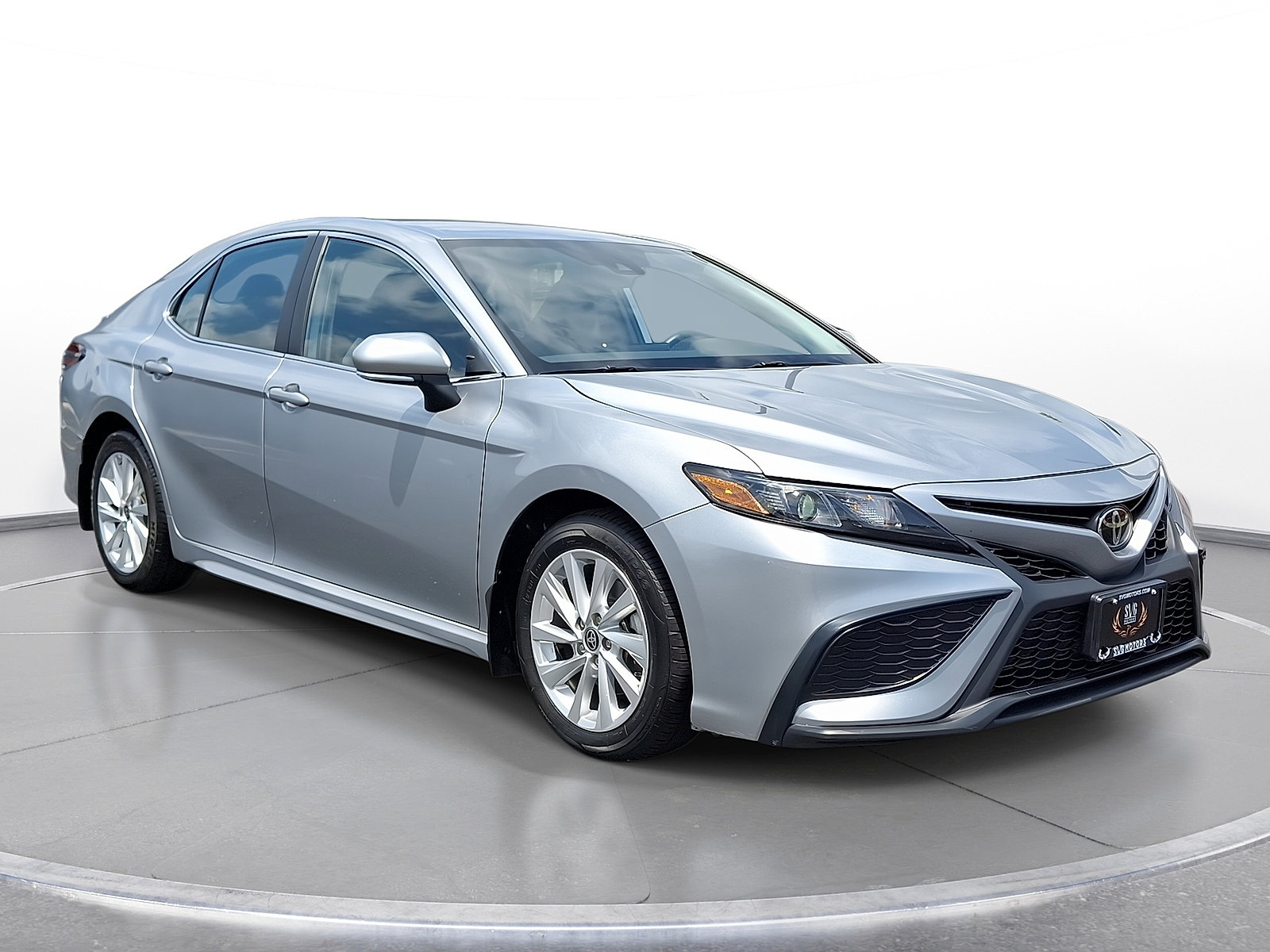 Used 2024 Toyota Camry SE