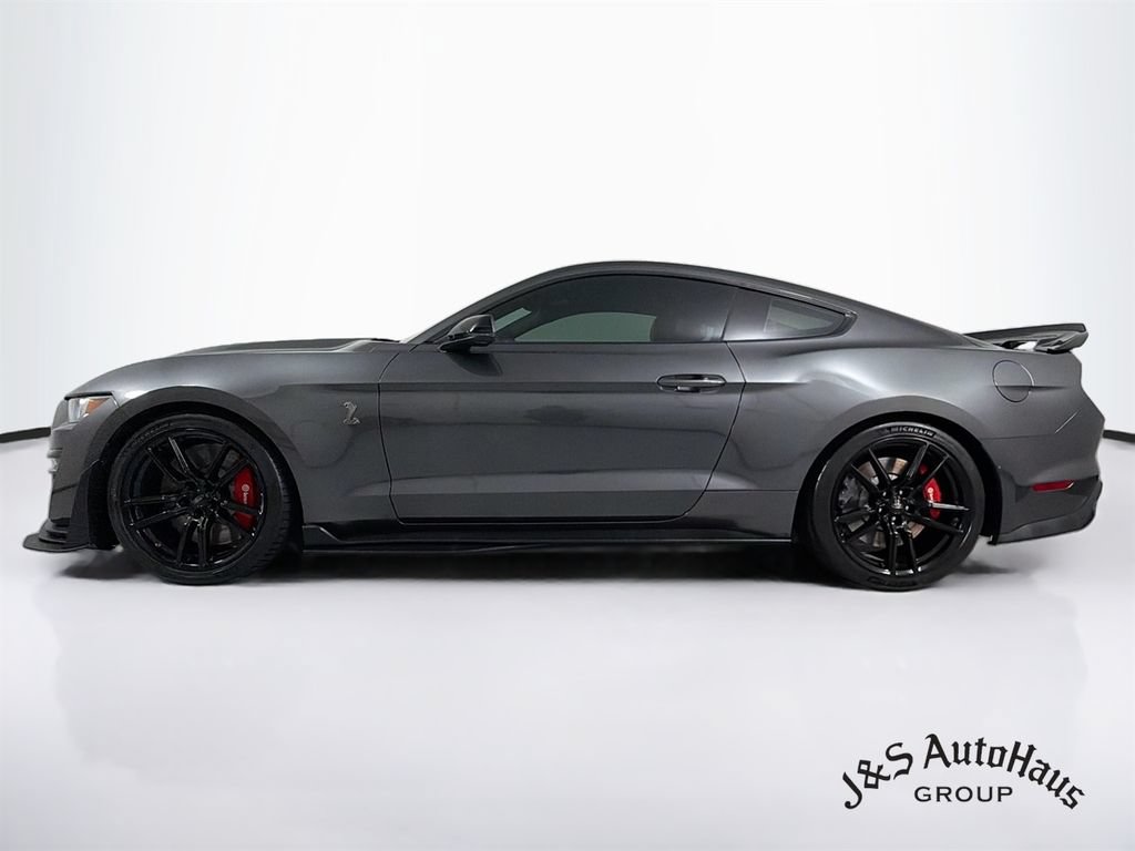 Used 2020 Ford Mustang Shelby GT500 w/ Technology Package RWD image 4