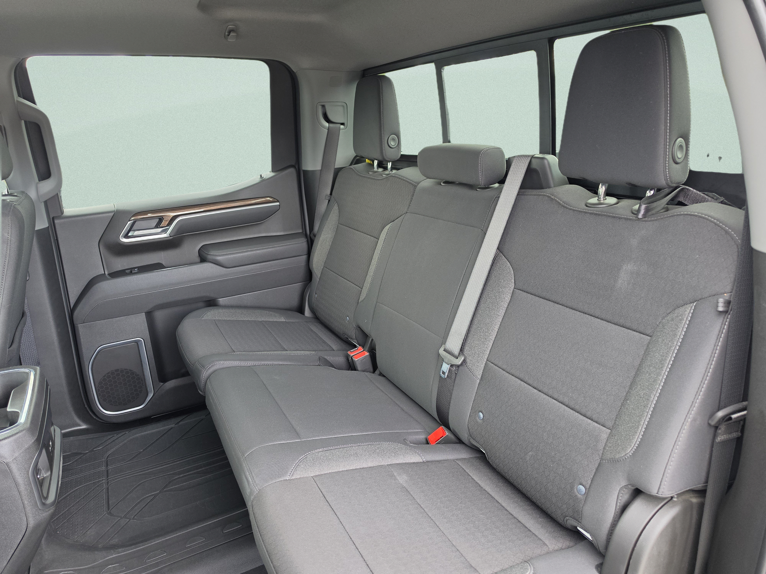 Used 2025 Chevrolet Silverado 1500 RST AWD/4WD image 24