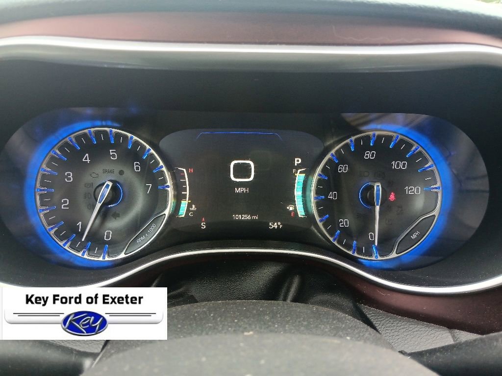 Used 2018 Chrysler Pacifica Limited w/ Advanced Safetytec Group FWD image 36