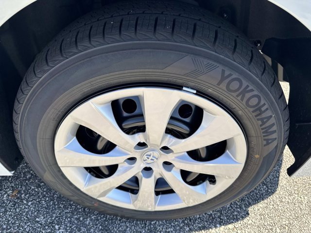 New 2026 Toyota Corolla LE image 30