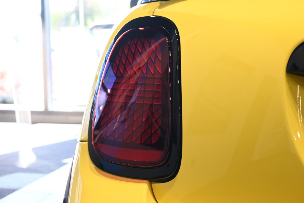Used 2026 MINI Cooper S FWD image 12