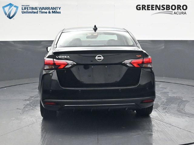 Used 2024 Nissan Versa SR FWD image 7
