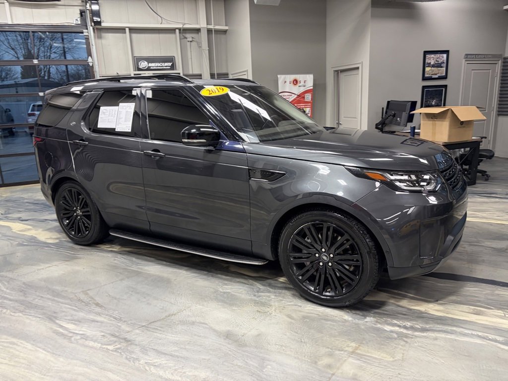 Used 2019 Land Rover Discovery HSE image 34