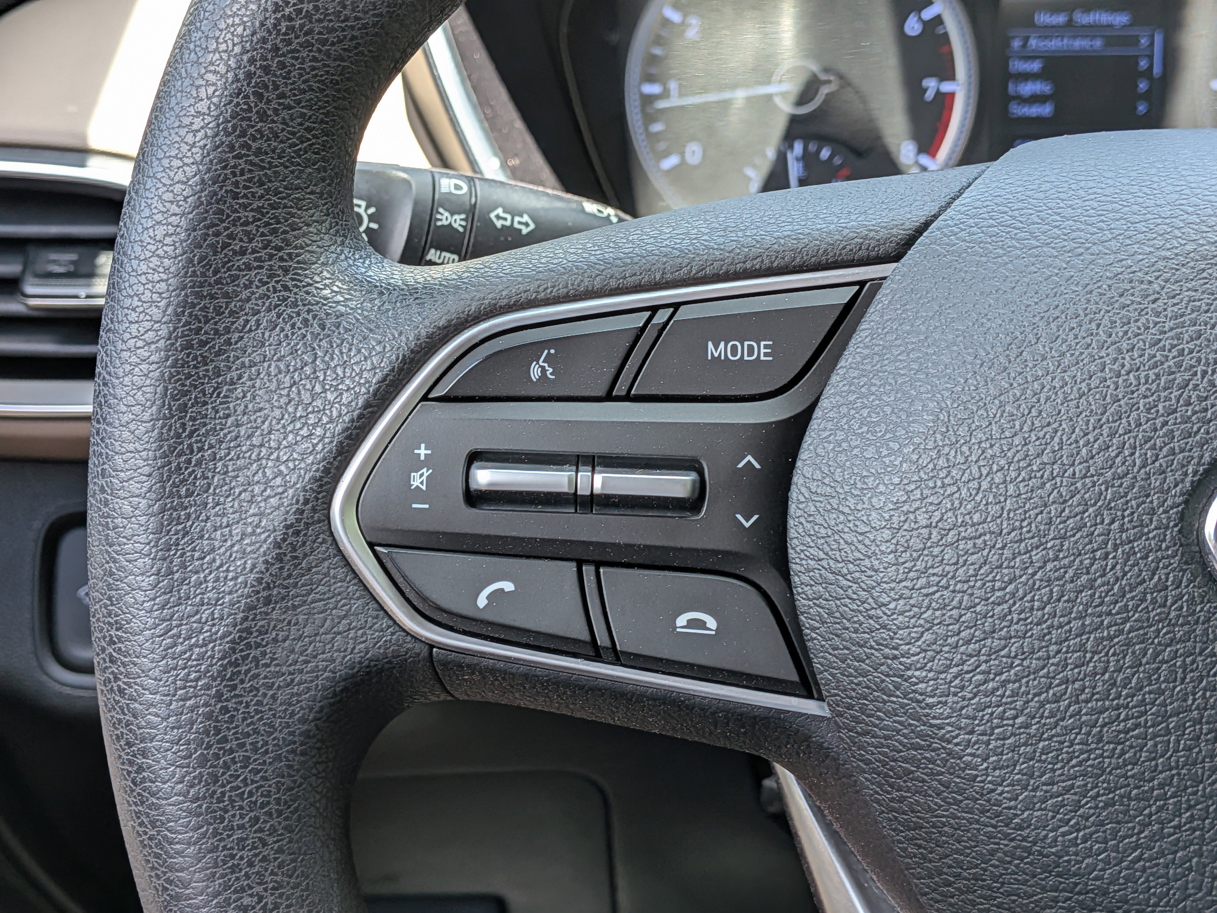 Used 2019 Hyundai Santa Fe SE FWD image 24