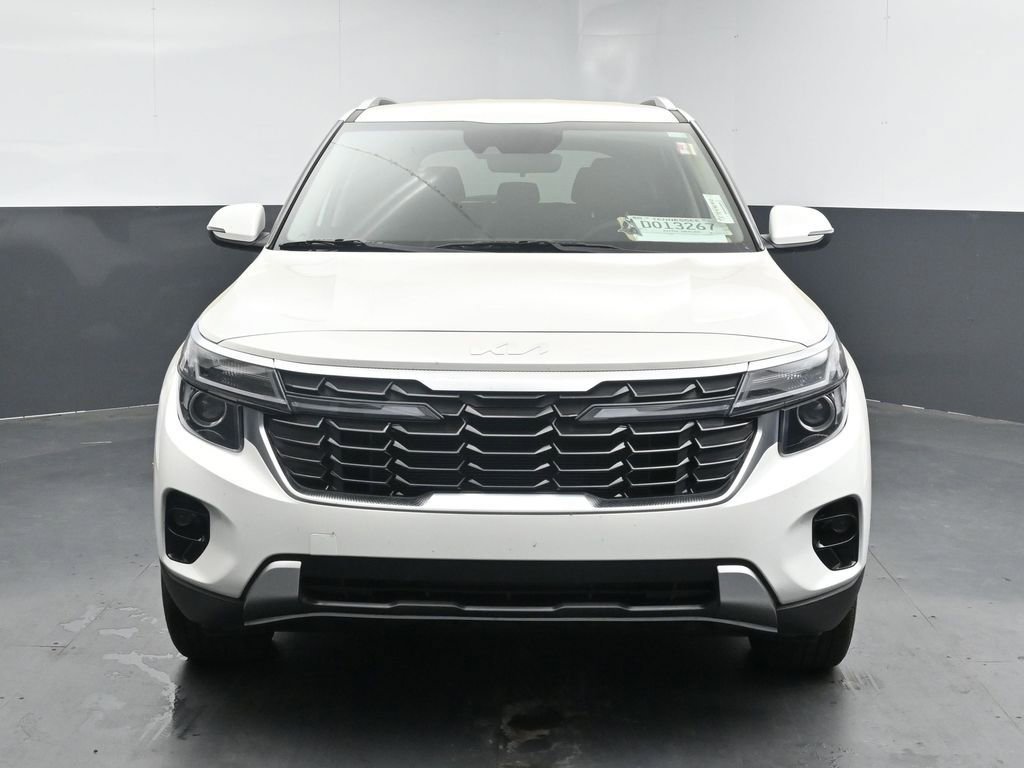 Used 2025 Kia Seltos S image 3