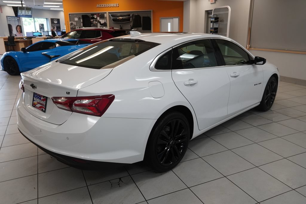 Used 2023 Chevrolet Malibu LT w/ Driver Confidence Package FWD image 13