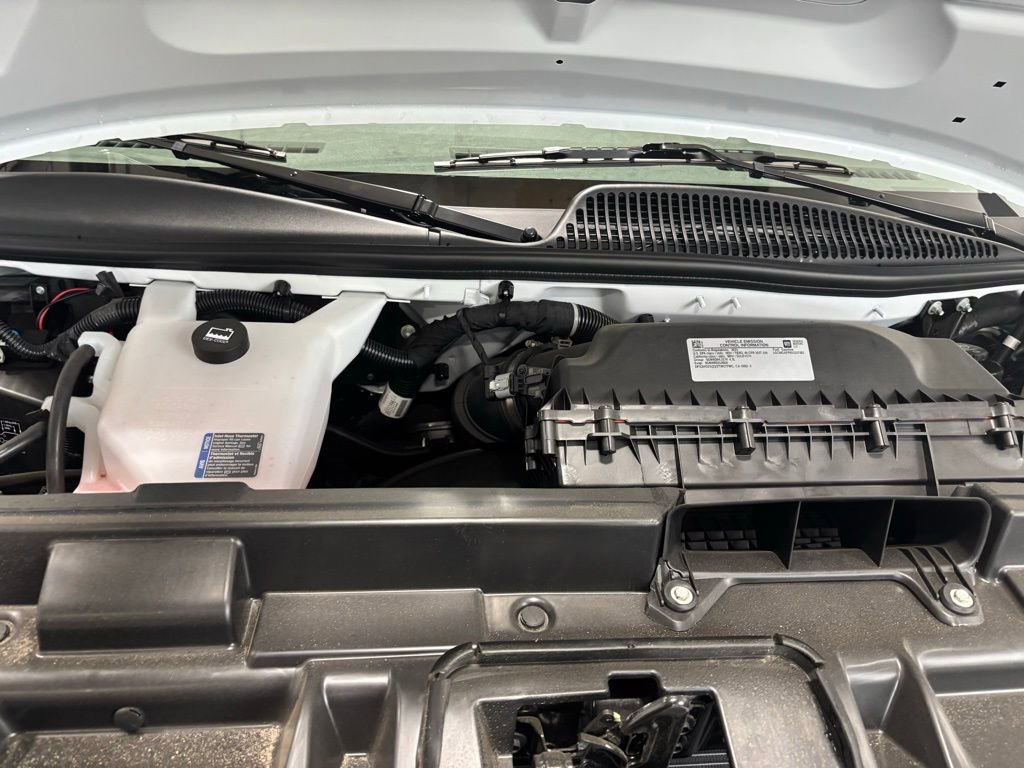 New 2025 Chevrolet Express 2500 Work Van w/ Driver Convenience Package image 18