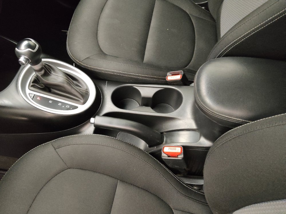 Used 2017 Kia Soul + image 26