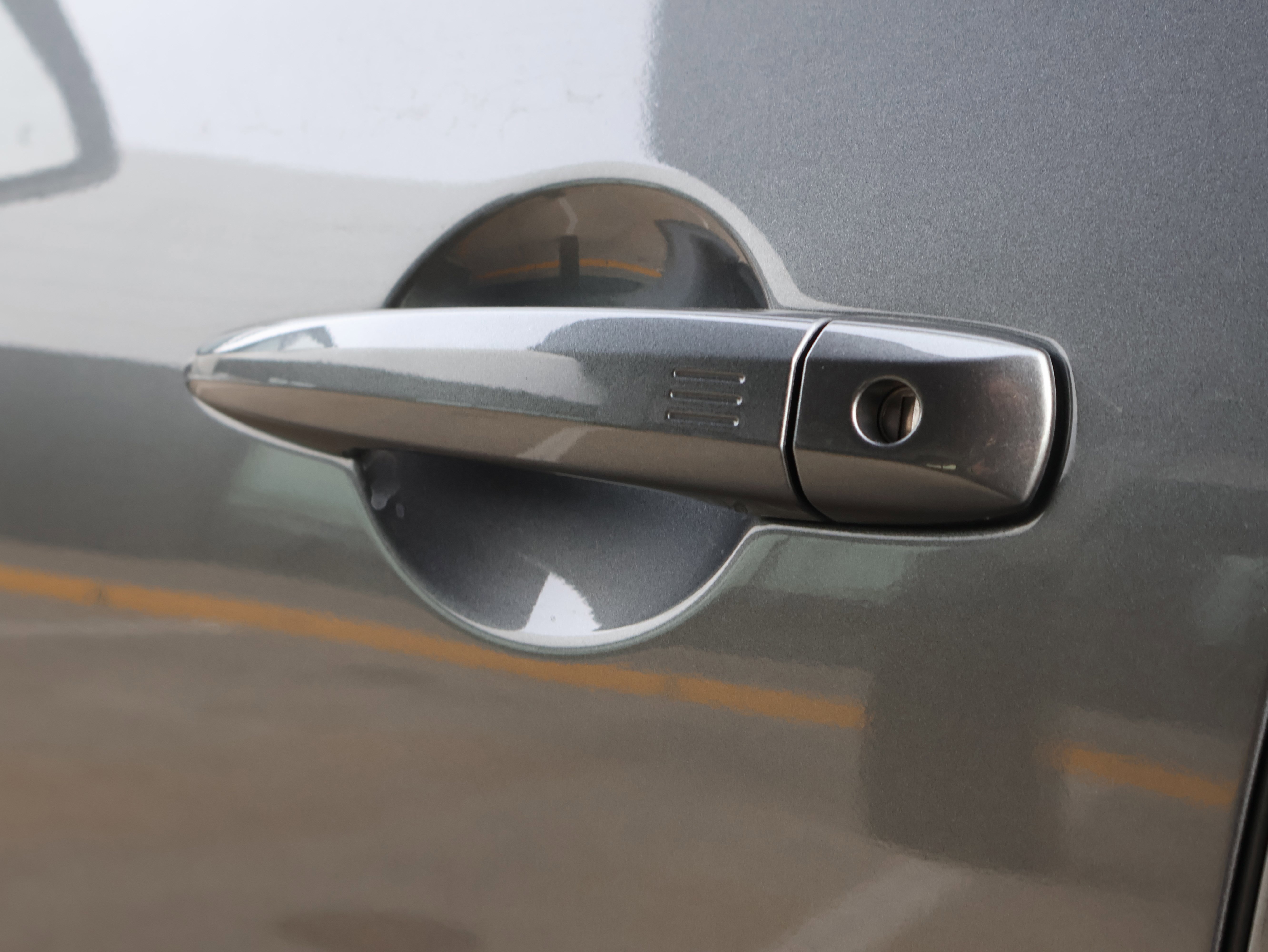 Used 2024 Nissan Pathfinder SL image 23