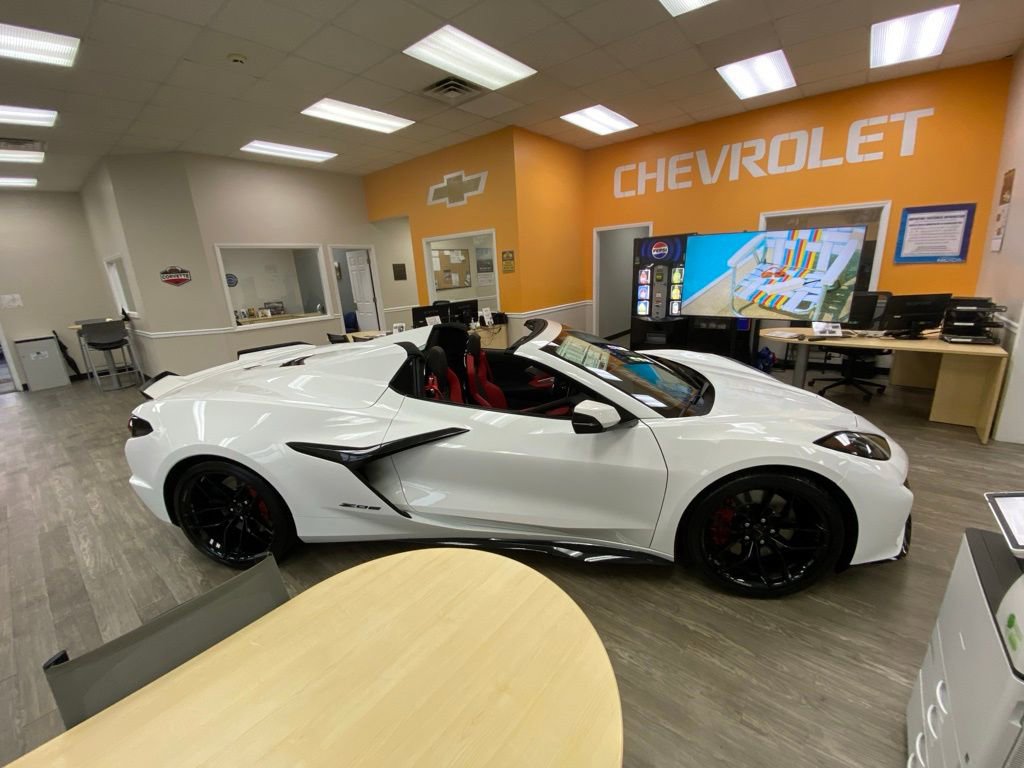 New 2026 Chevrolet Corvette Z06 w/ Battery Protection Package RWD image 2
