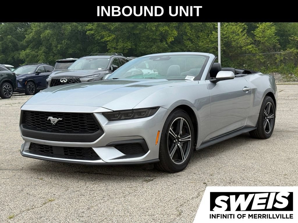 Used 2025 Ford Mustang Premium RWD image 29