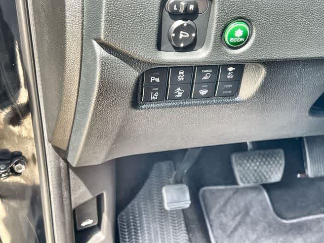 Certified 2021 Honda Ridgeline Black Edition image 29