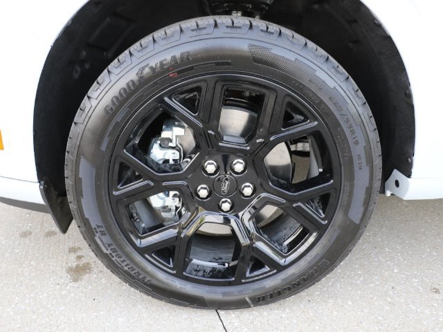 New 2026 Ford Maverick Lobo AWD/4WD image 7