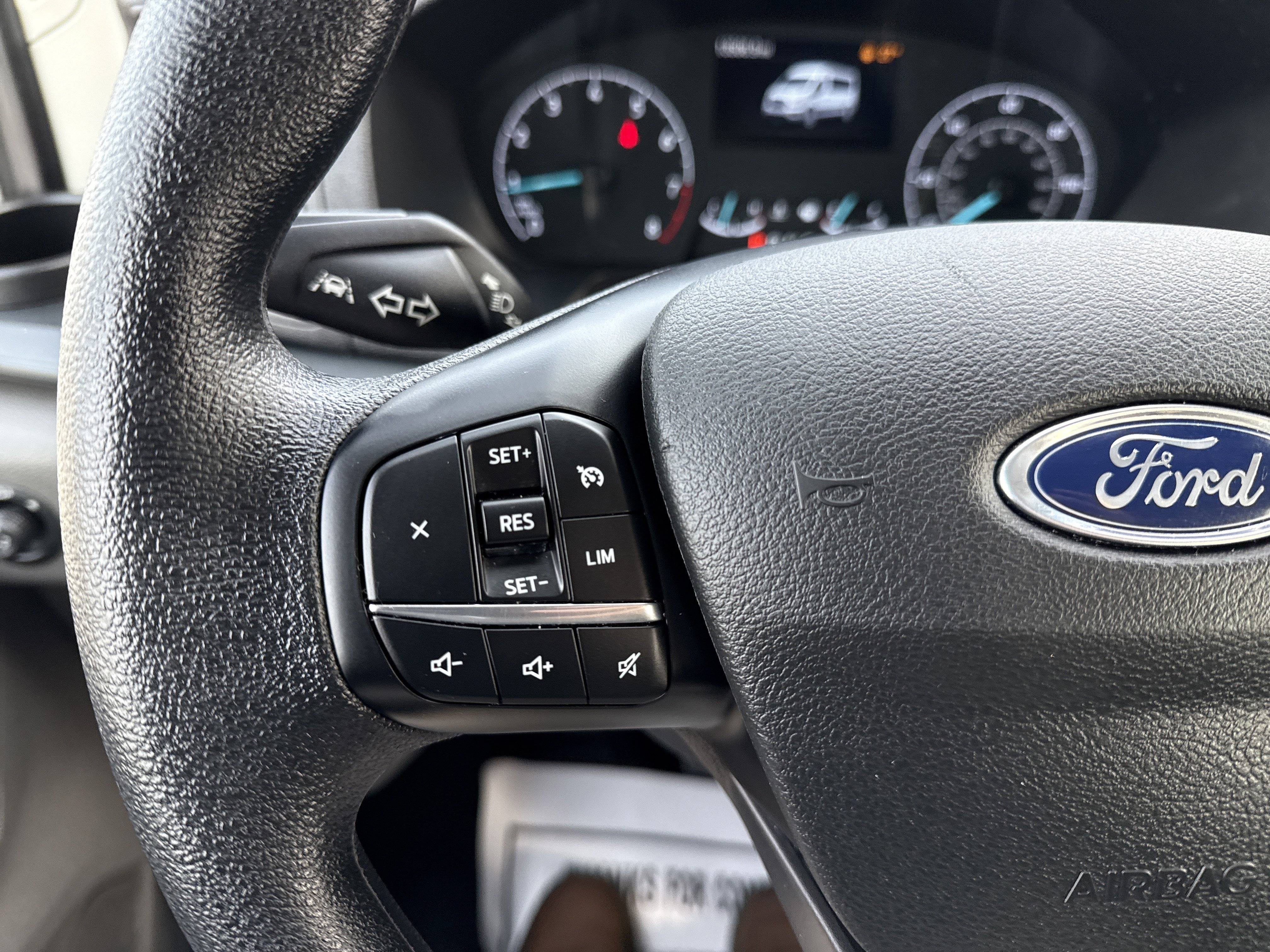 Used 2025 Ford Transit 350 XLT image 19