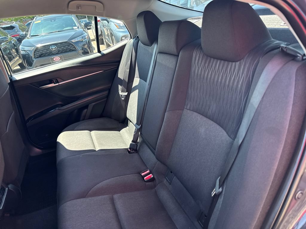 Used 2025 Toyota Camry LE AWD/4WD image 35
