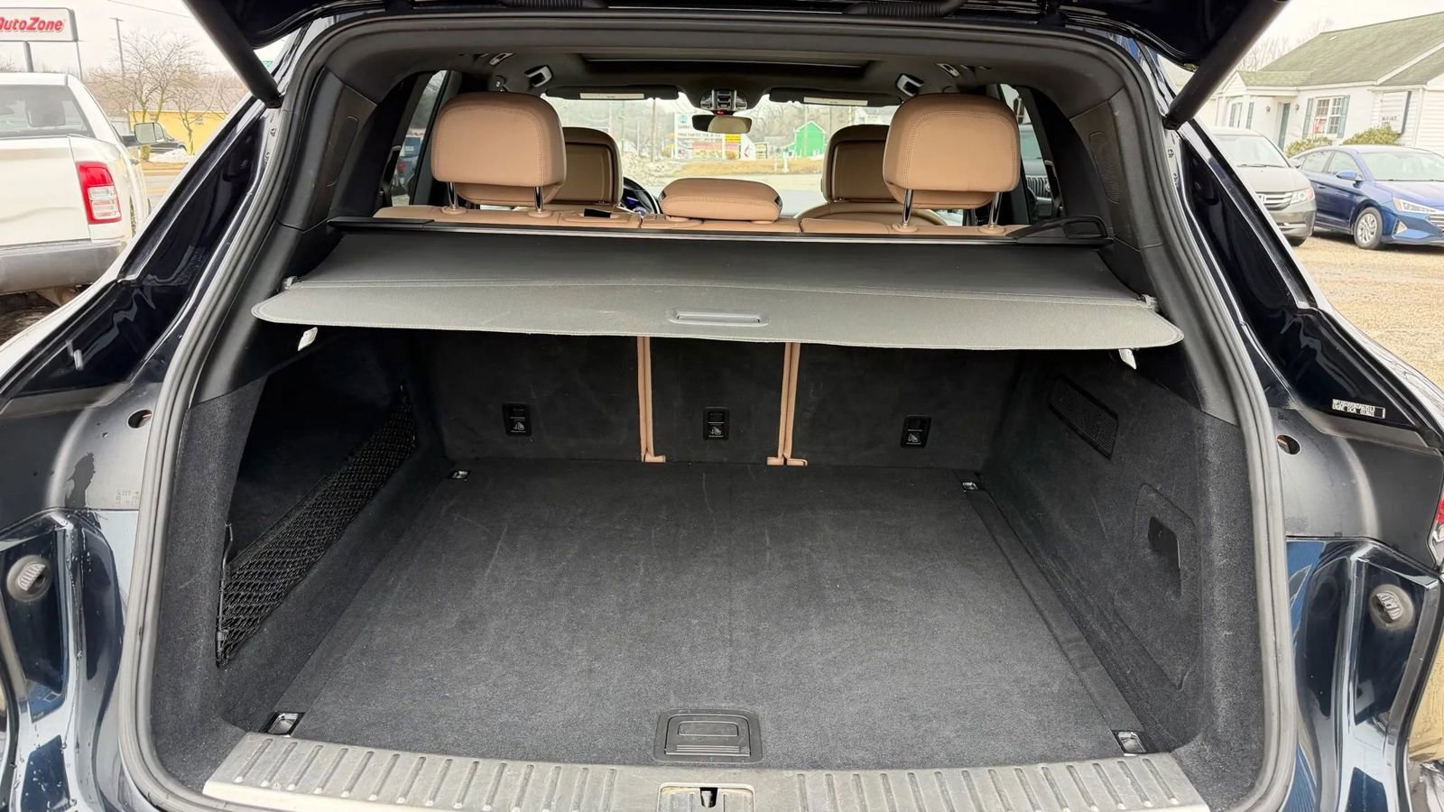 Used 2019 Porsche Cayenne S w/ Premium Plus Package image 12