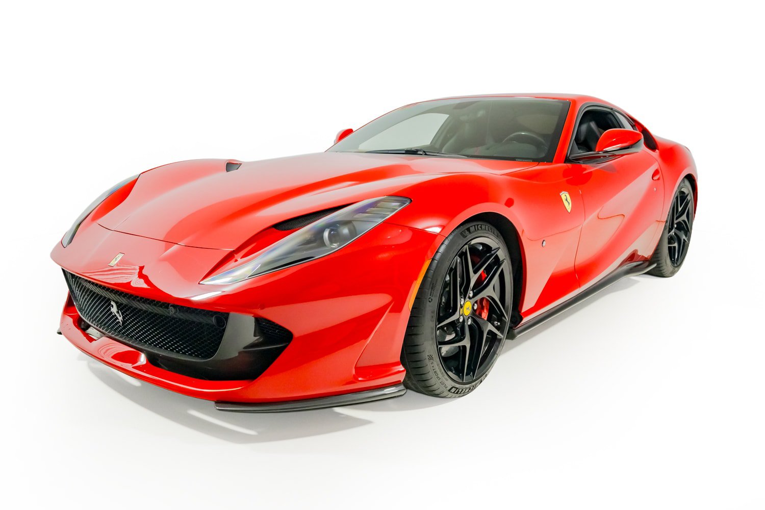 Used 2018 Ferrari 812 Superfast RWD image 2
