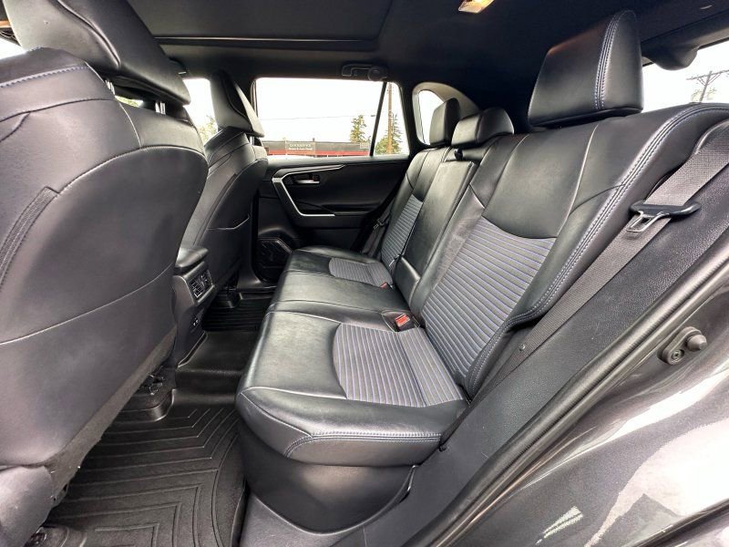 Used 2020 Toyota RAV4 XSE AWD/4WD image 13