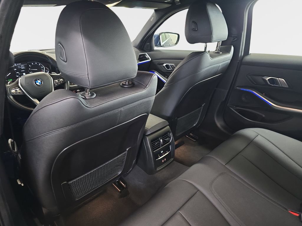 Certified 2021 BMW 330i Sedan w/ Convenience Package image 16