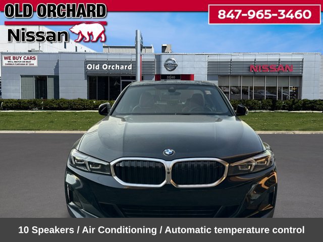 Used 2025 BMW 330i xDrive Sedan w/ Premium Package AWD/4WD image 2