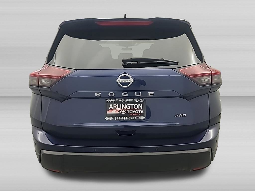 Used 2026 Nissan Rogue SV AWD/4WD image 5