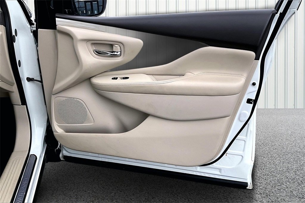 Used 2018 Nissan Murano SL image 28