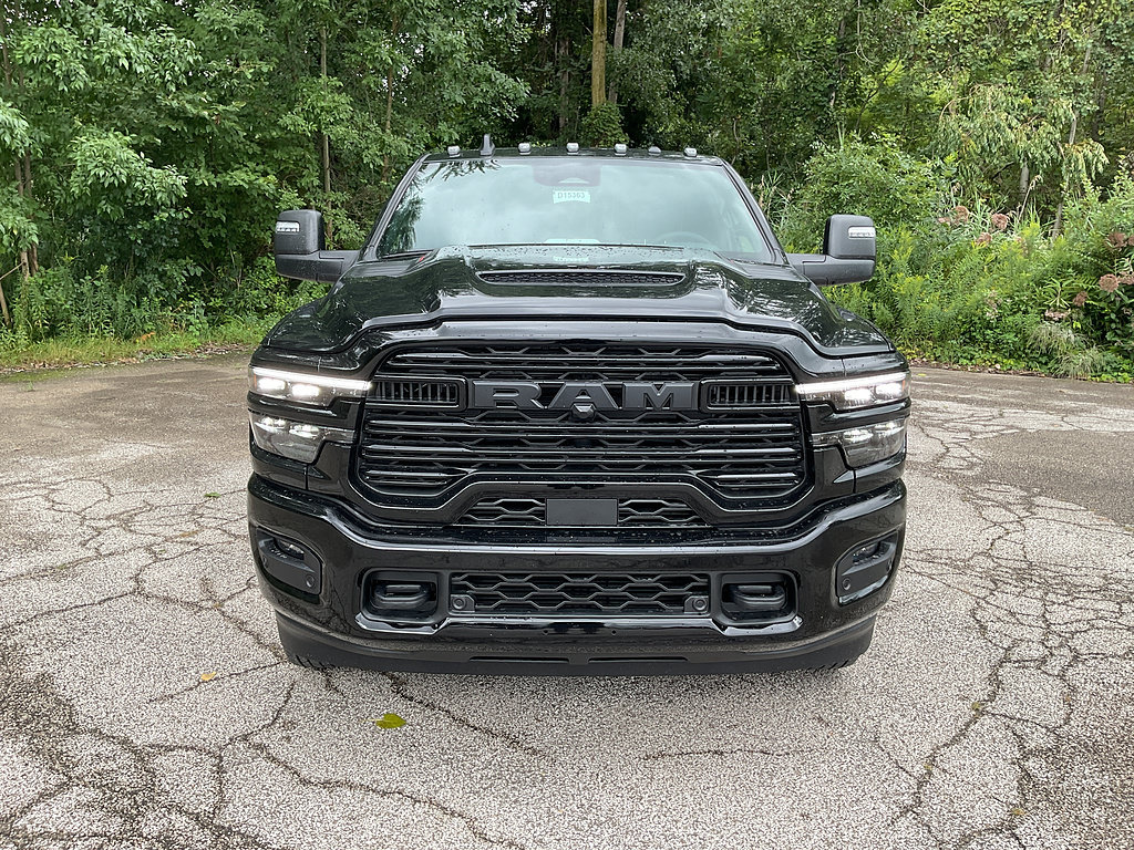 New 2027 RAM 3500 Laramie AWD/4WD image 2