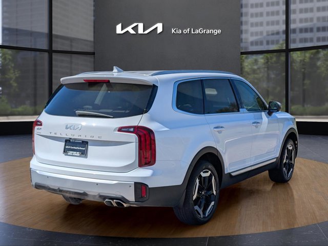 Used 2024 Kia Telluride S image 8