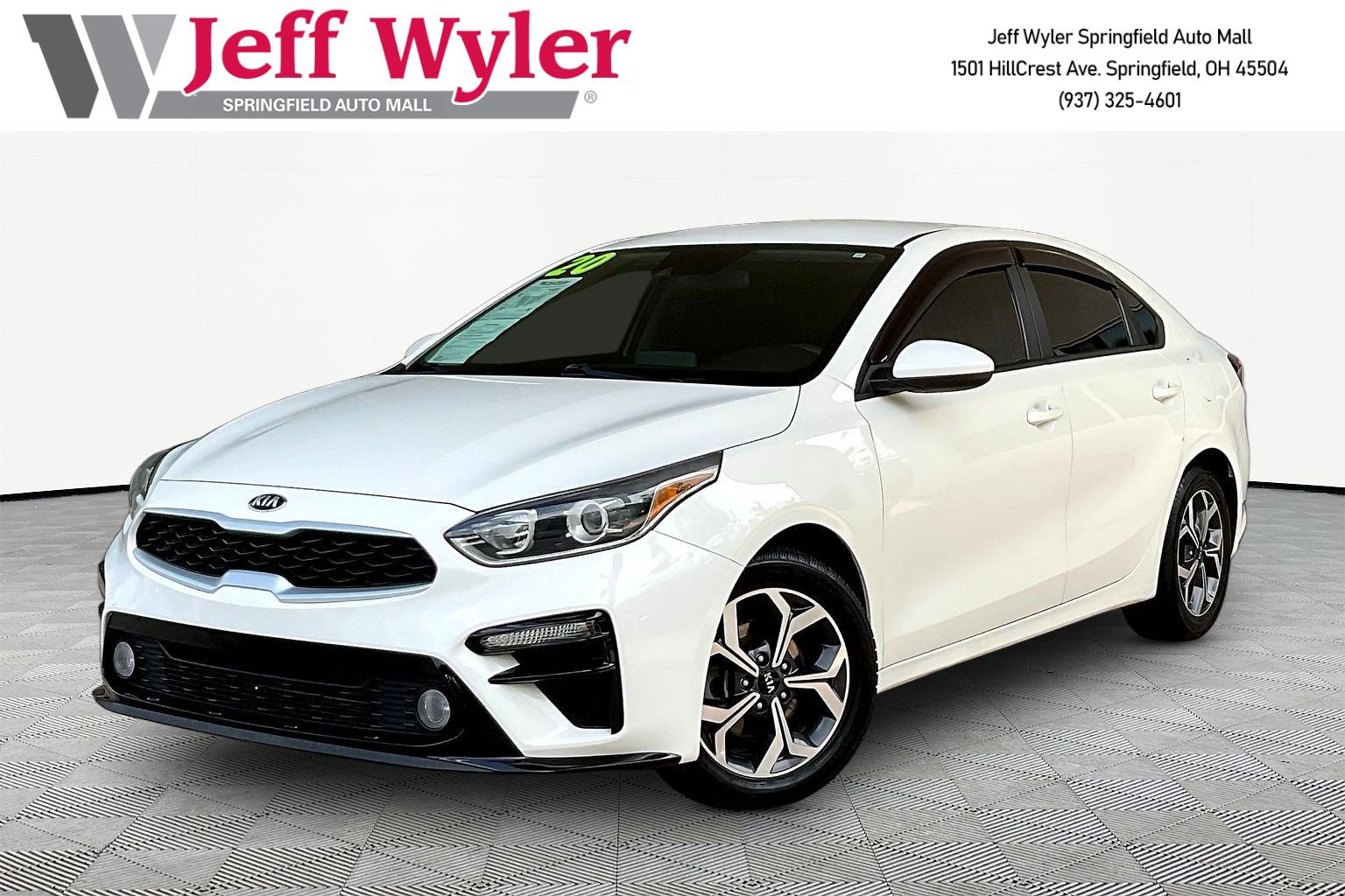 Used 2020 Kia Forte LXS FWD image 1