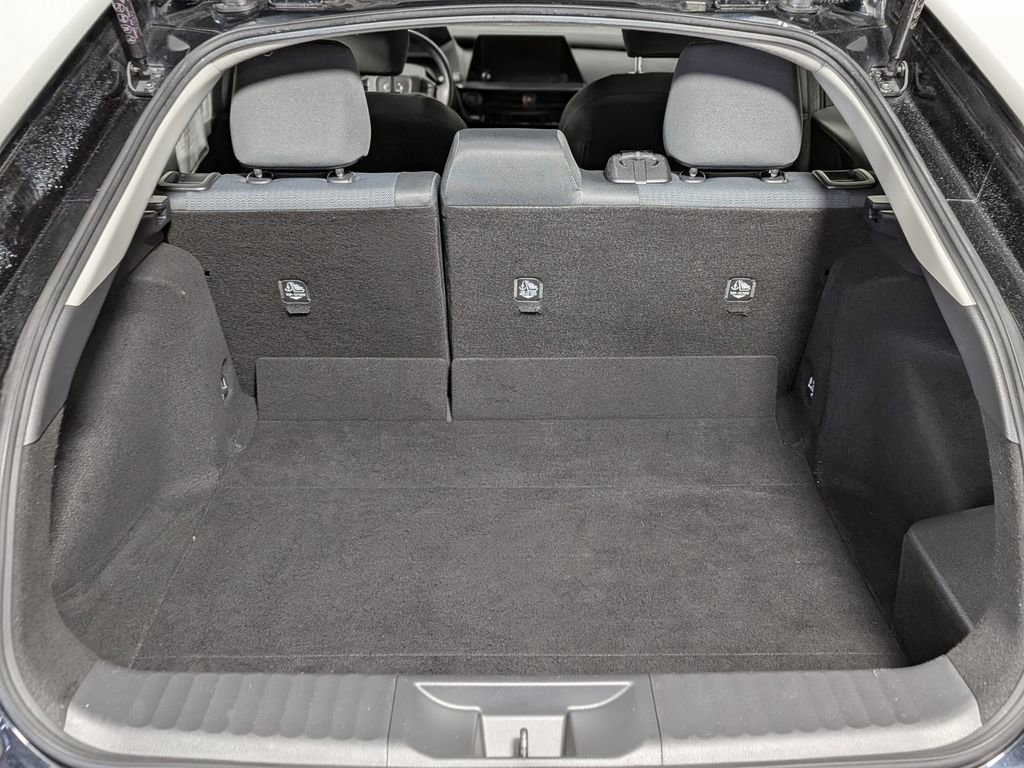 Used 2024 Toyota Prius LE image 41