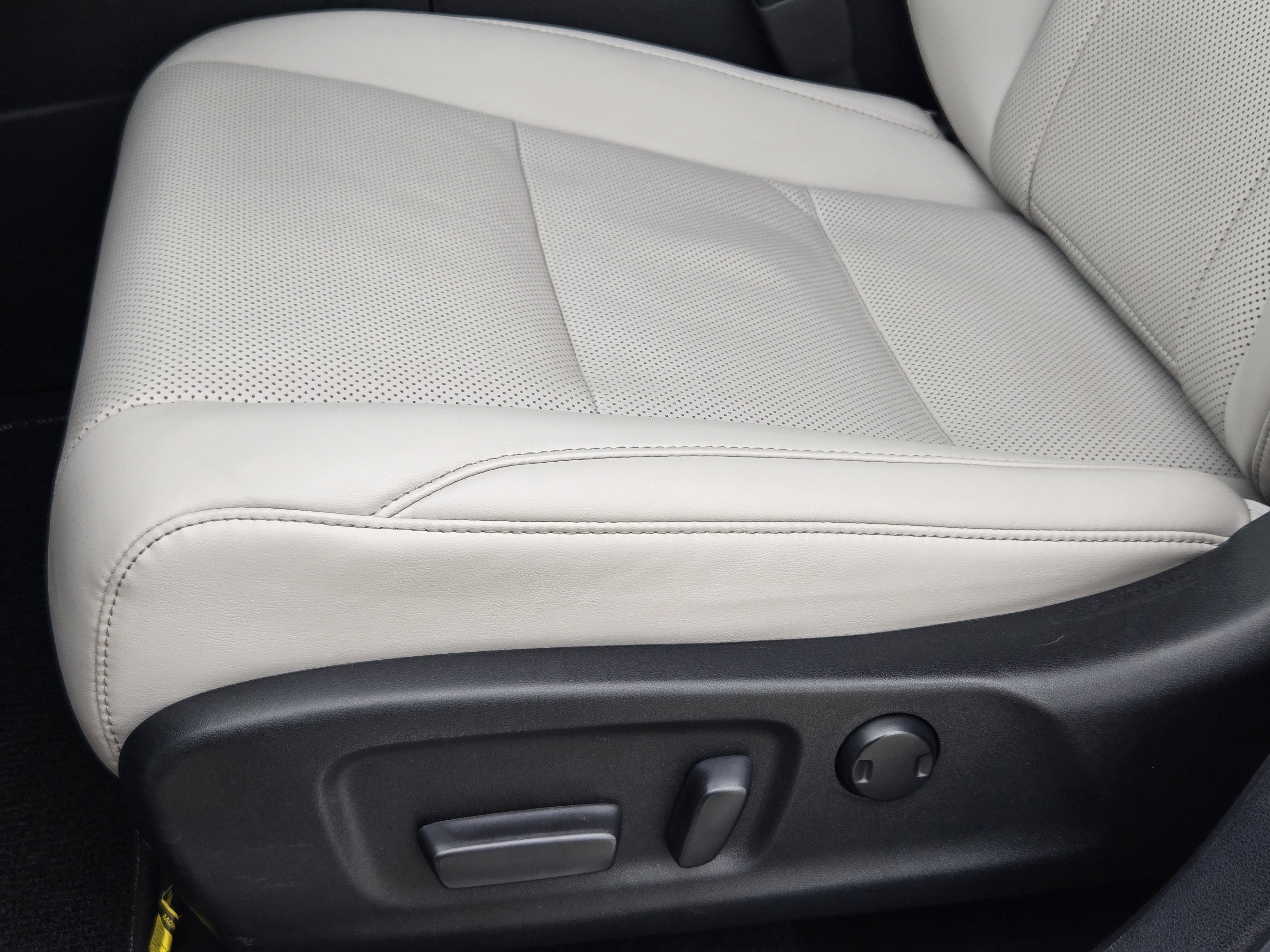 Used 2020 Lexus RX 350 FWD w/ Premium Package image 33
