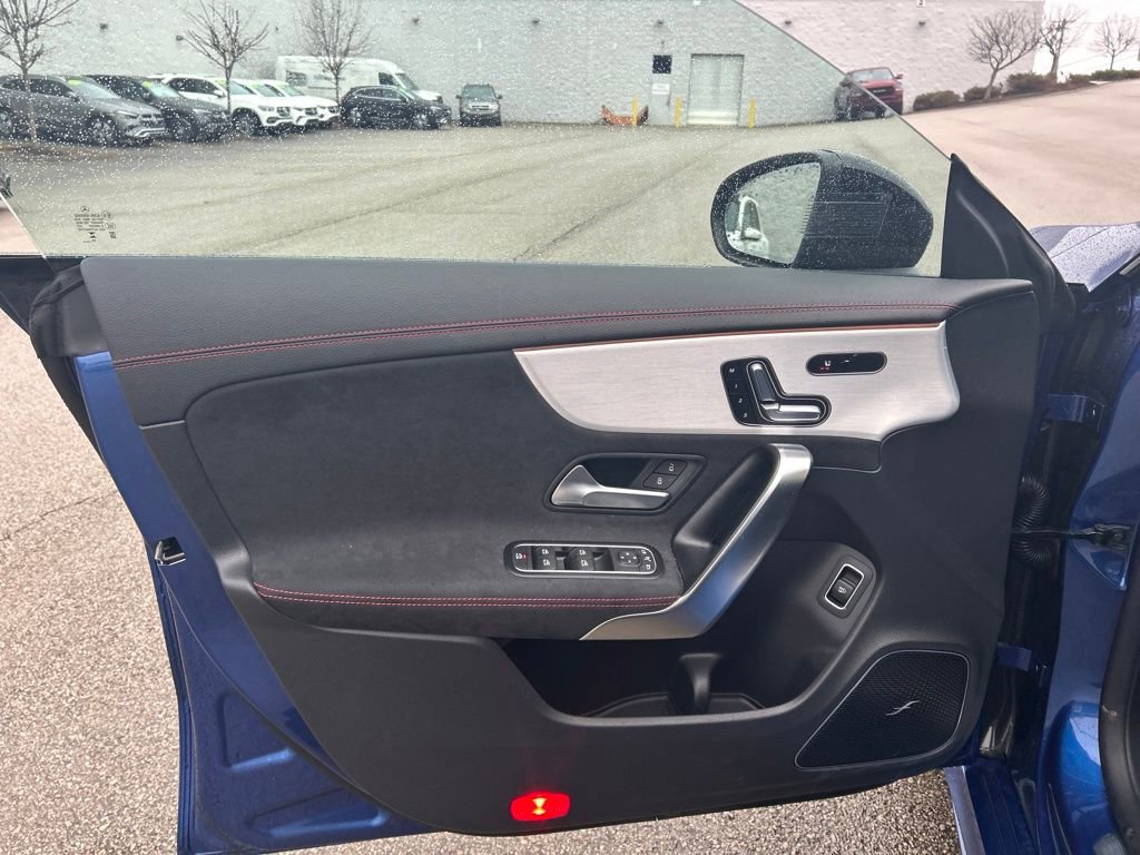 Used 2025 Mercedes-Benz CLA 250 4MATIC image 10