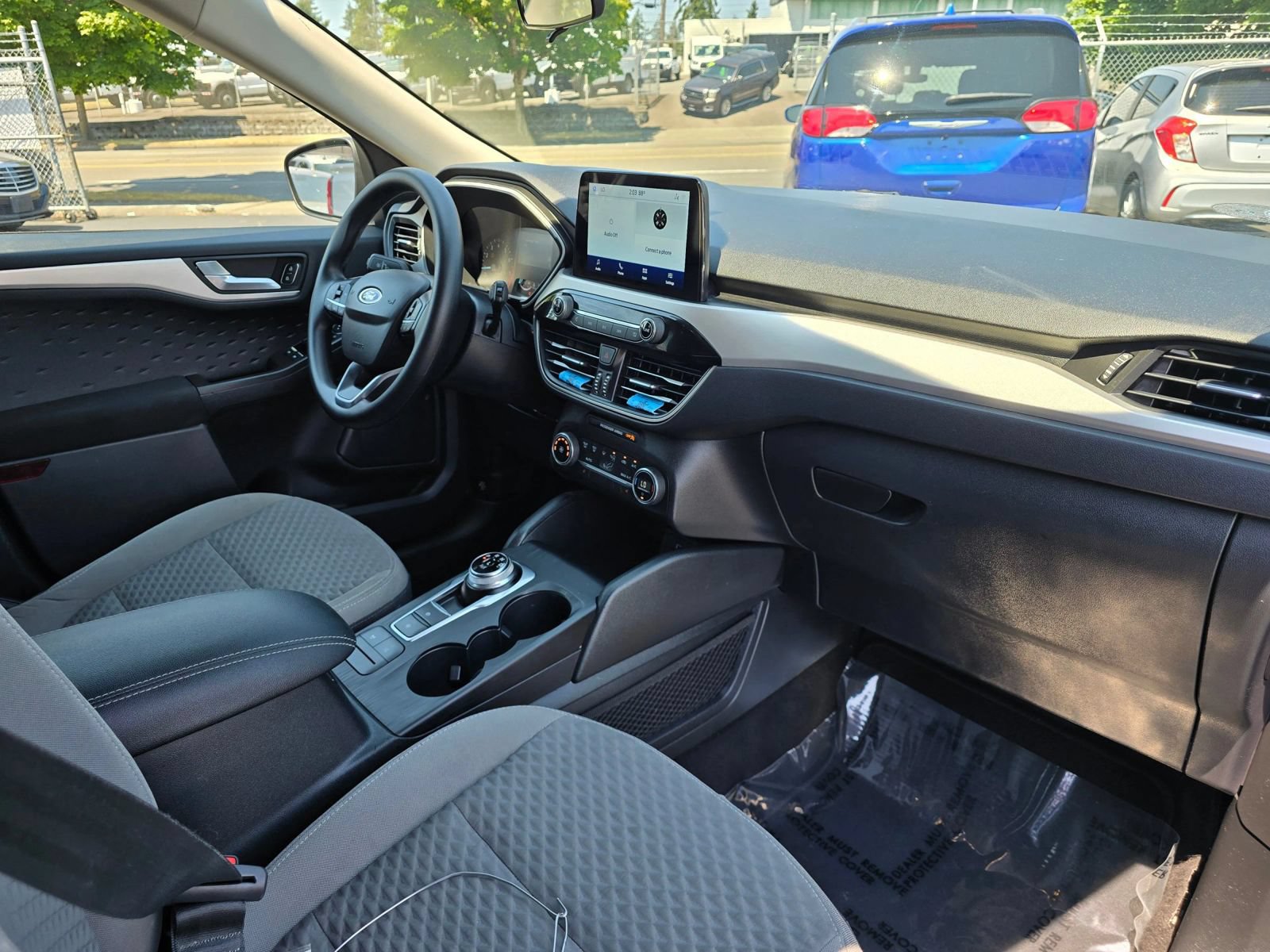Used 2020 Ford Escape SE FWD image 11