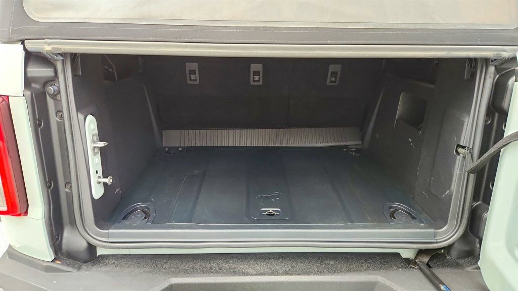 Used 2022 Ford Bronco Black Diamond image 21