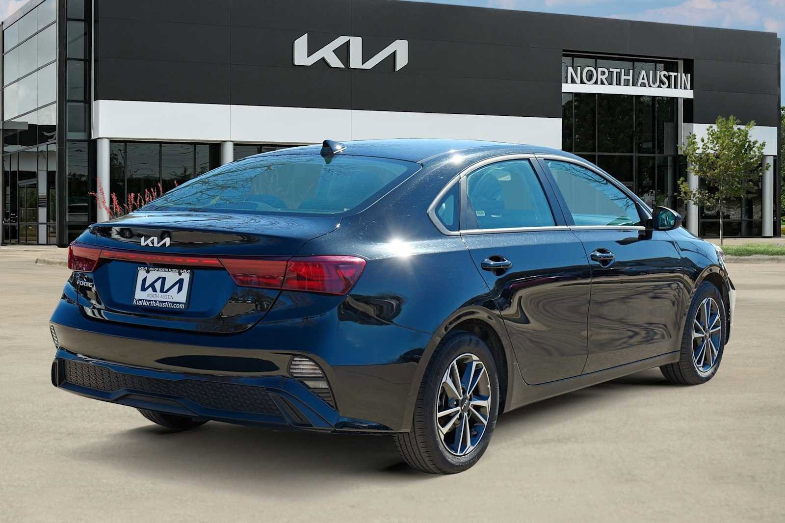 Certified 2024 Kia Forte LXS image 6