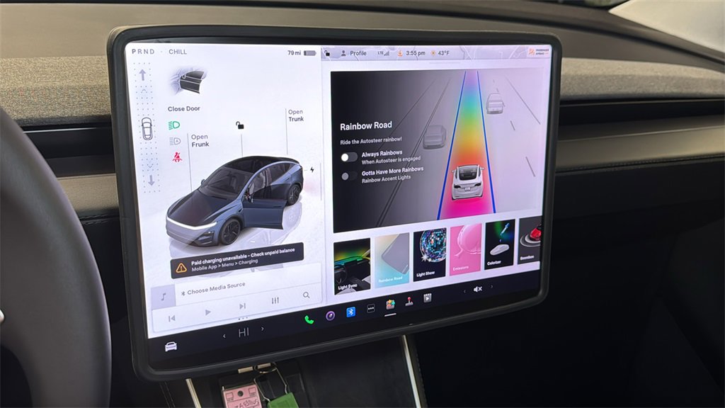 Used 2026 Tesla Model Y 2WD image 32