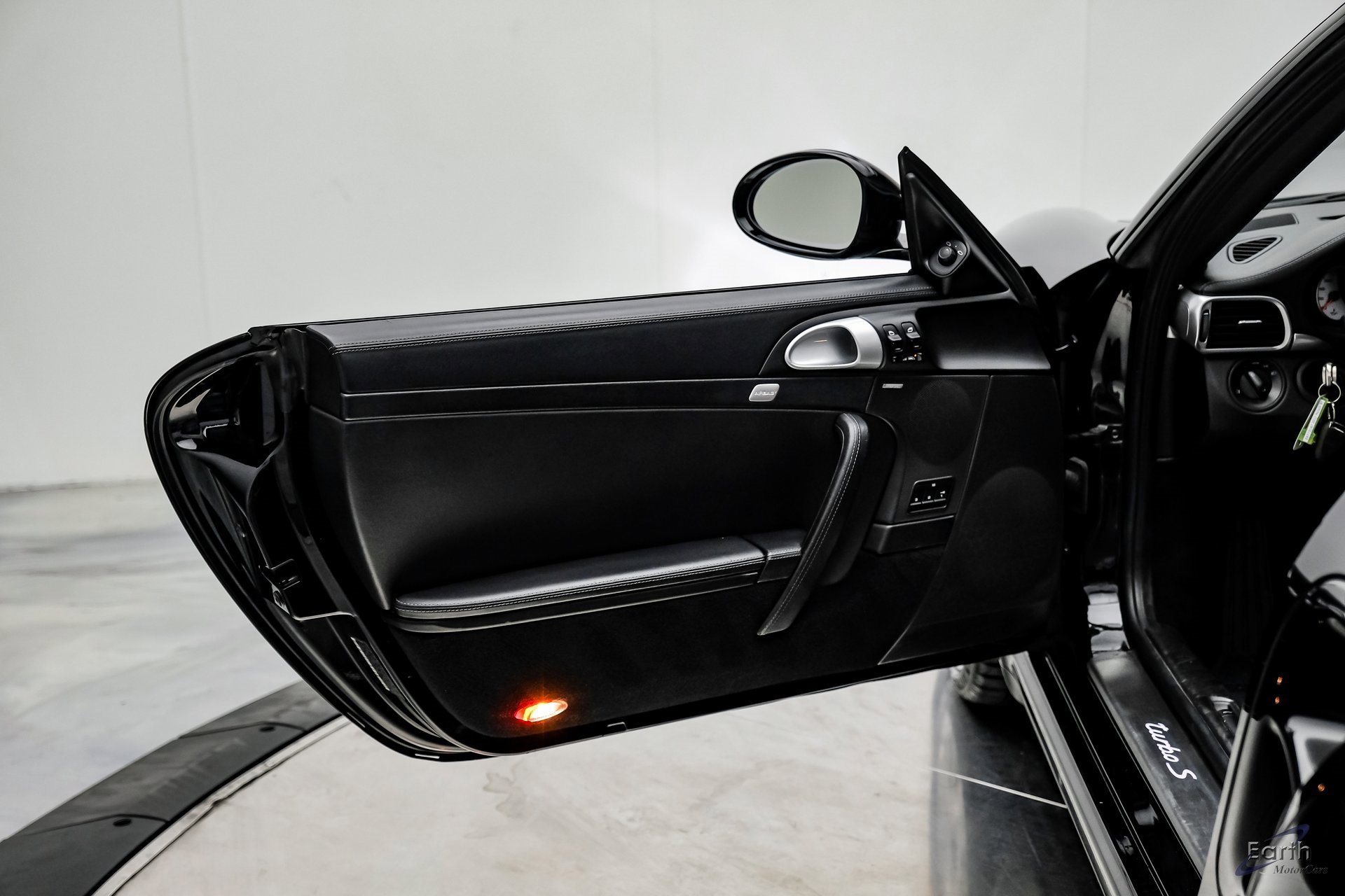 Used 2012 Porsche 911 Edition 918 Spyder image 79