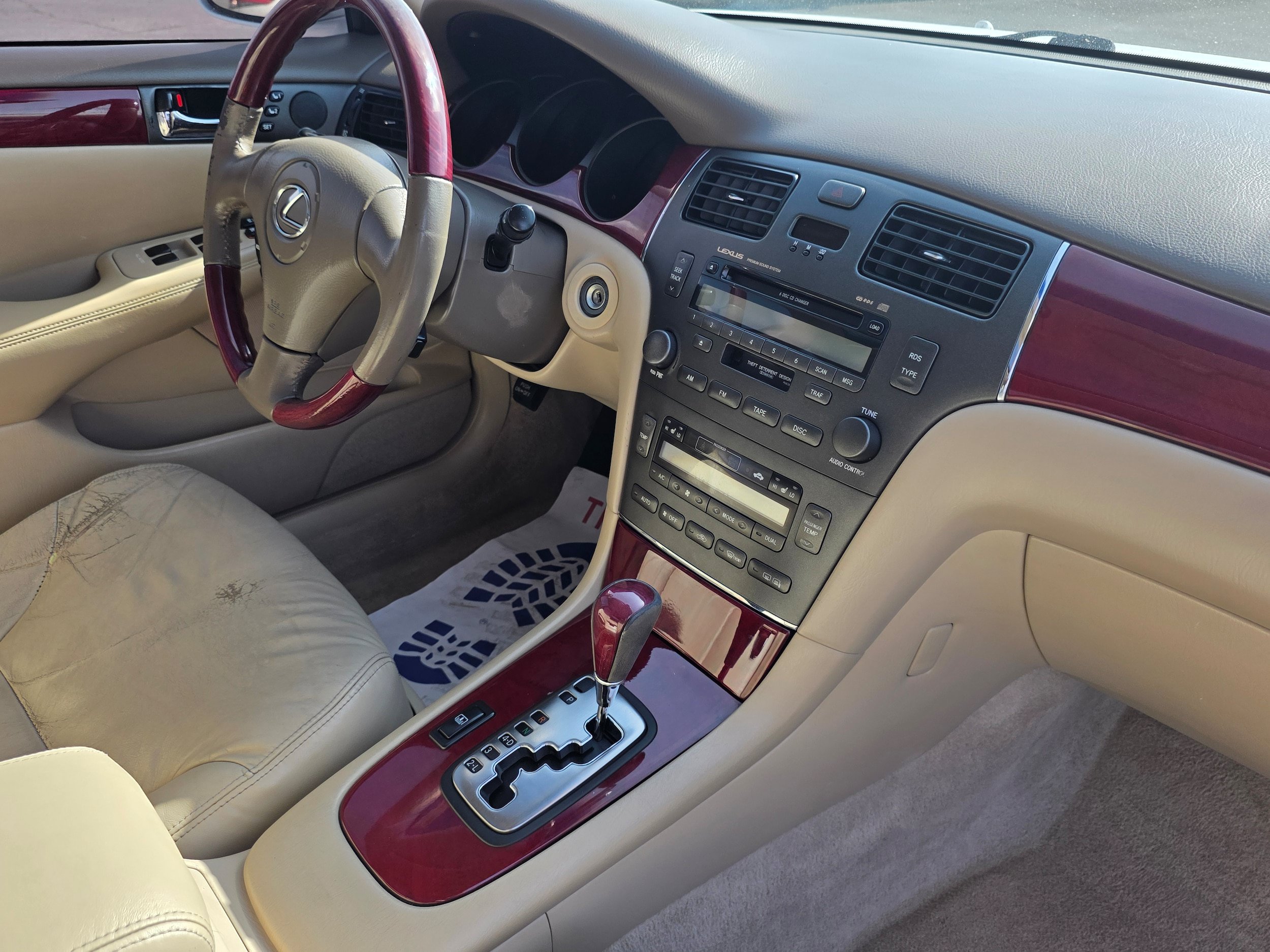 Used 2004 Lexus ES 330 FWD image 26