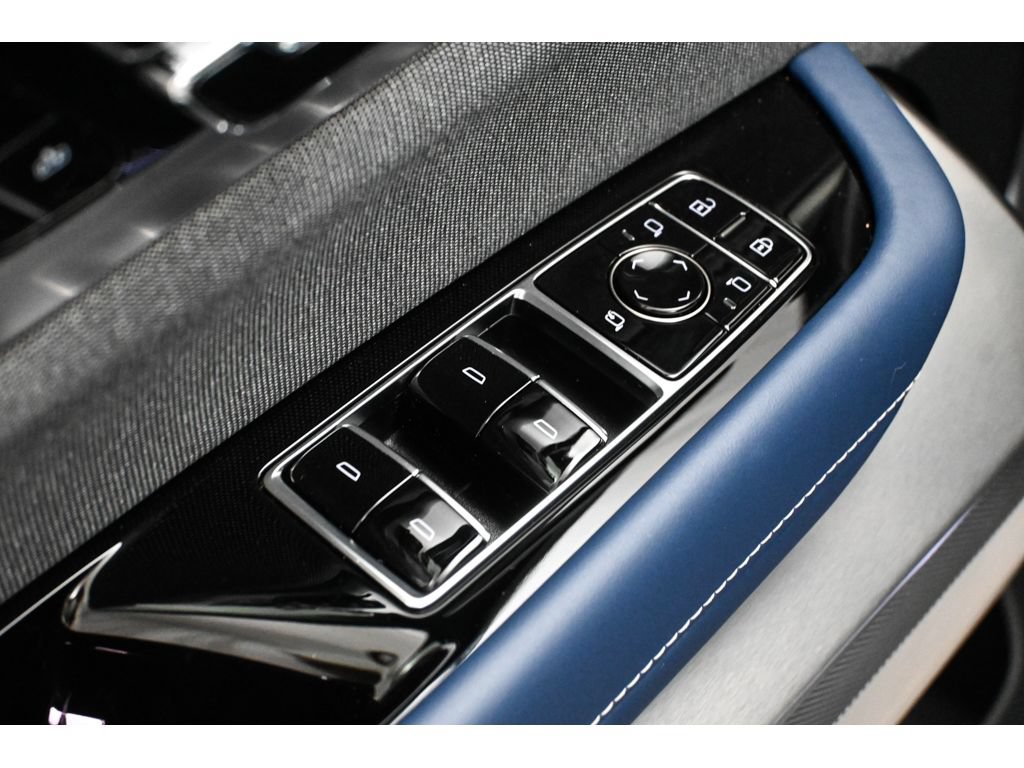 New 2026 Cadillac Vistiq Premium Luxury AWD/4WD image 19